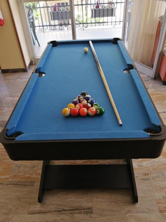 רימיני Hotel Luca מראה חיצוני תמונה